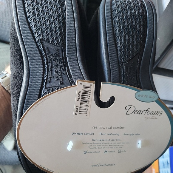Dearforms Slippers Size 8, Black, never worn - Picture 3 of 4